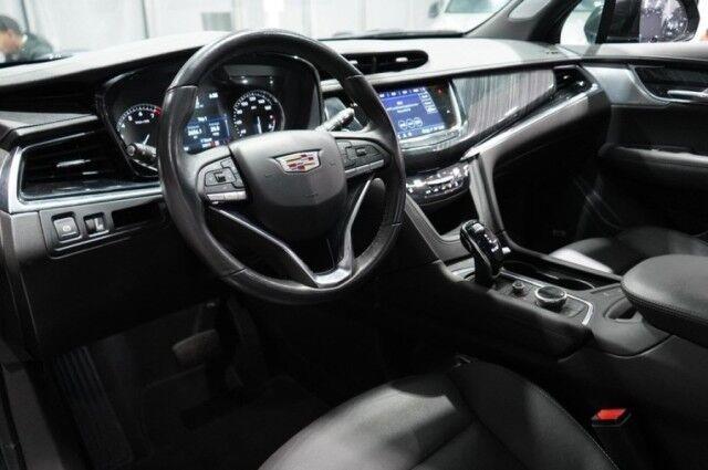 2023 Cadillac XT6 AWD 4dr Premium Luxury photo