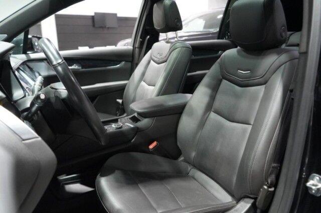 2023 Cadillac XT6 AWD 4dr Premium Luxury photo