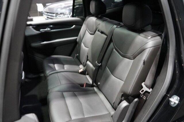 2023 Cadillac XT6 AWD 4dr Premium Luxury photo