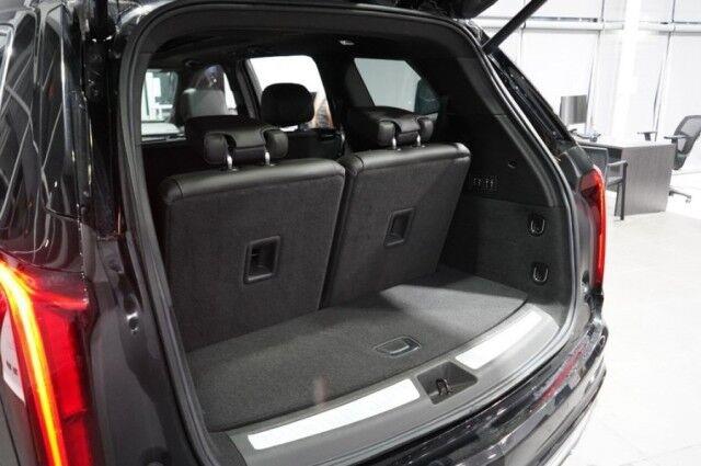2023 Cadillac XT6 AWD 4dr Premium Luxury photo