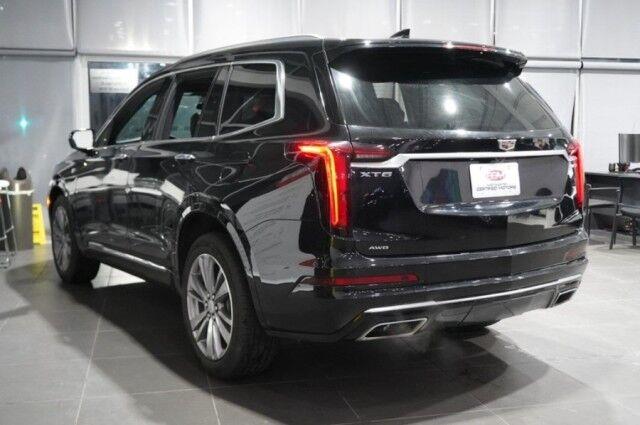 2023 Cadillac XT6 AWD 4dr Premium Luxury photo