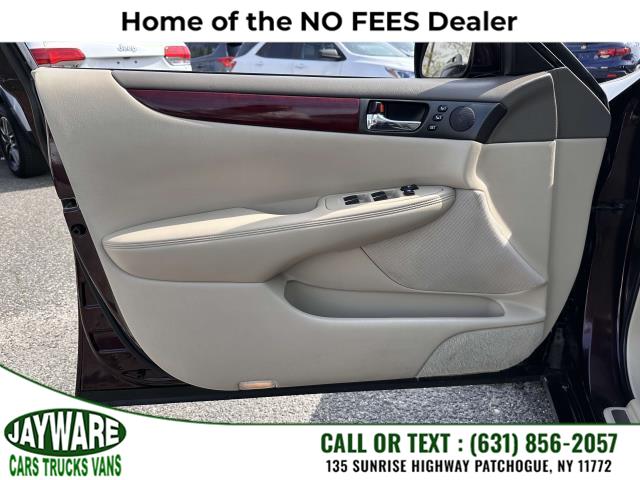 2004 Lexus ES 330 photo