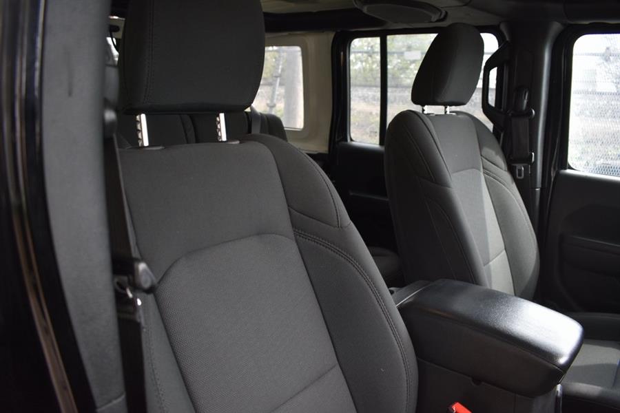 2023 Jeep Wrangler Willys 4xe photo