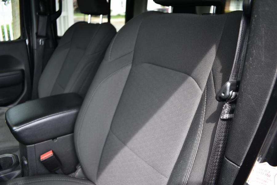 2023 Jeep Wrangler Willys 4xe photo