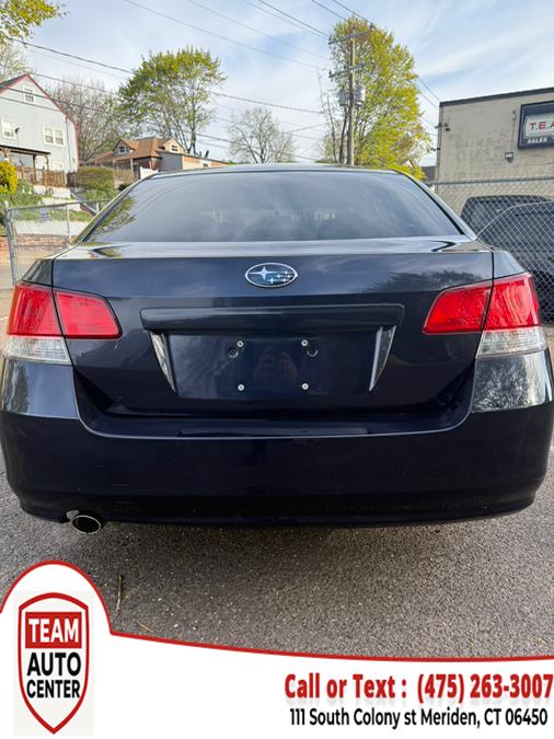 2012 Subaru Legacy 2.5i Premium photo