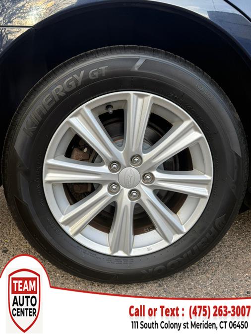 2012 Subaru Legacy 2.5i Premium photo