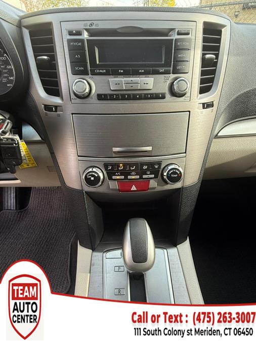 2012 Subaru Legacy 2.5i Premium photo