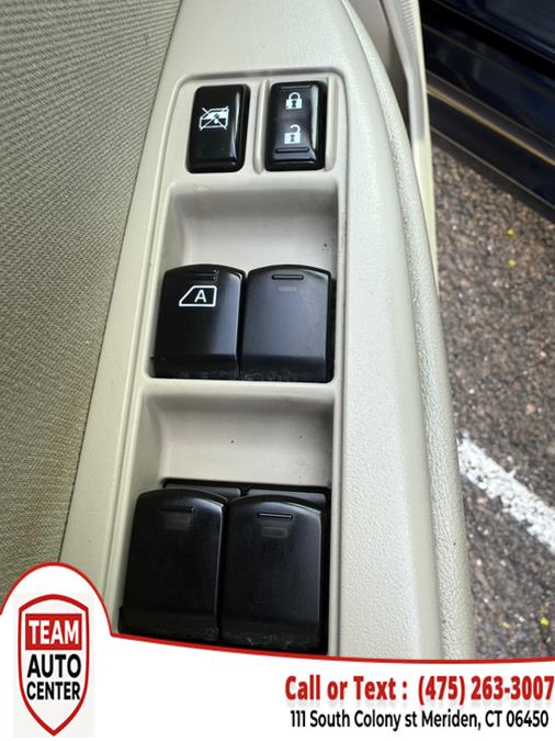 2012 Subaru Legacy 2.5i Premium photo