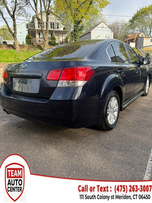 2012 Subaru Legacy 2.5i Premium photo
