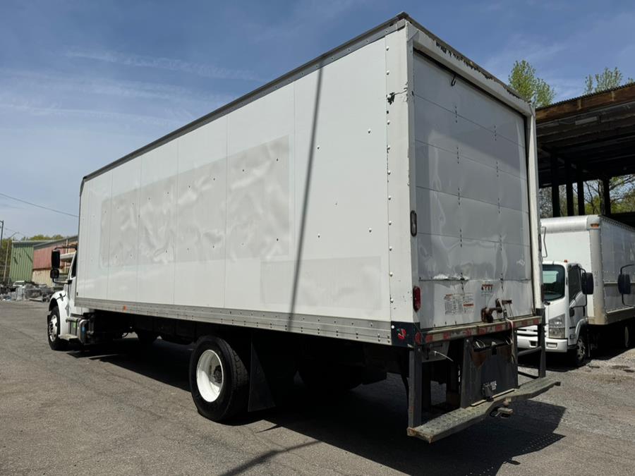 2017 Freightliner M2 106 BOX TRUCK photo