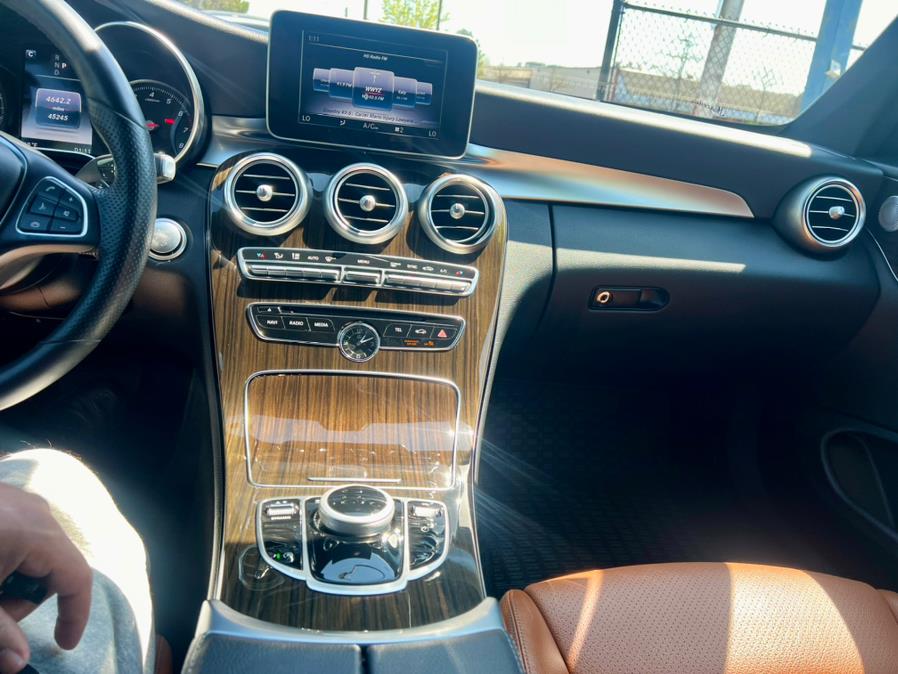 2018 Mercedes-Benz C-Class C 300 4MATIC Coupe photo