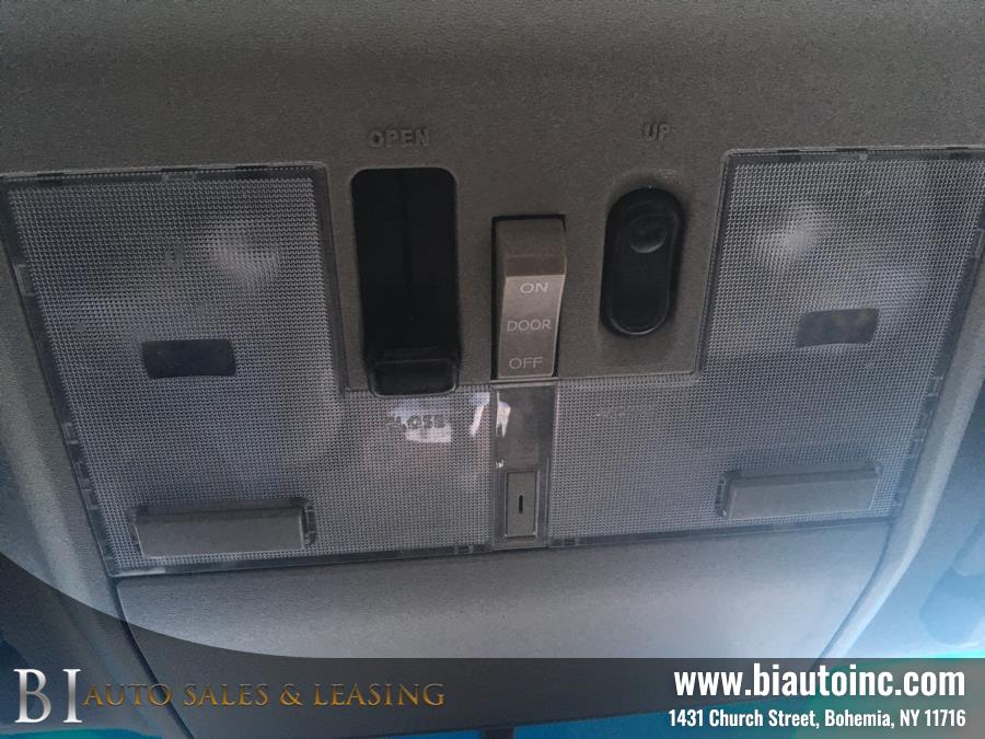 2004 Nissan Maxima 3.5 SE photo