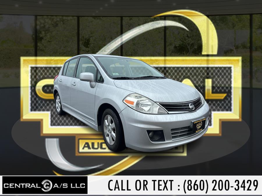 2010 Nissan Versa 1.8 SL photo
