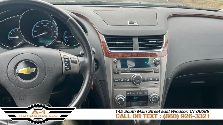2011 Chevrolet Malibu LTZ photo