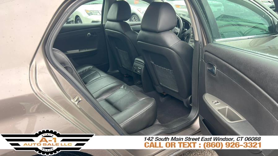 2011 Chevrolet Malibu LTZ photo