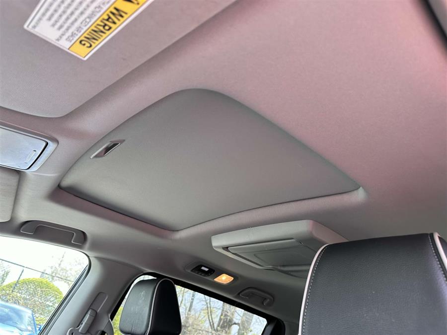 2023 Honda Odyssey Elite photo