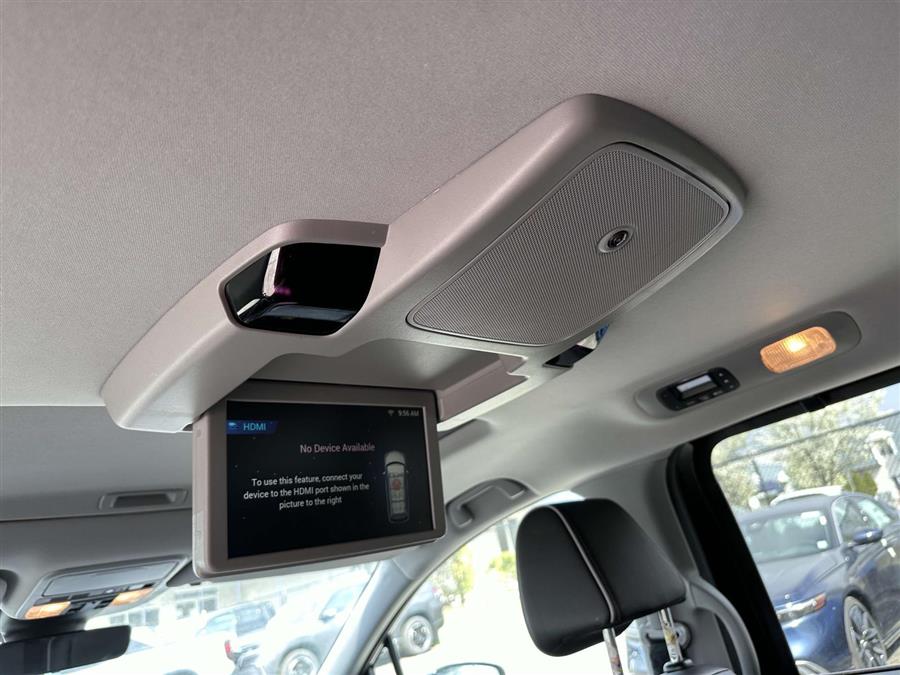 2023 Honda Odyssey Elite photo
