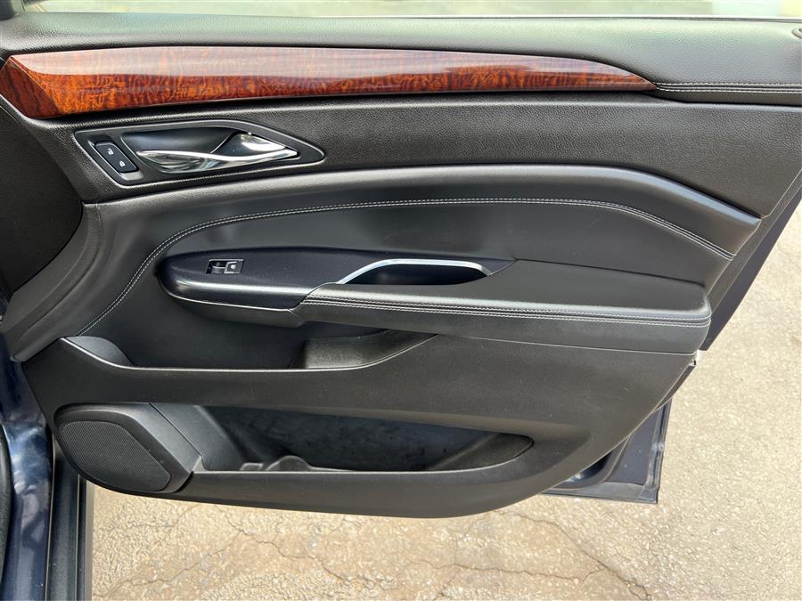 2015 Cadillac SRX AWD 4dr Luxury Collection photo