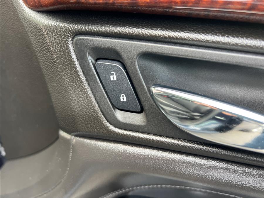 2015 Cadillac SRX AWD 4dr Luxury Collection photo