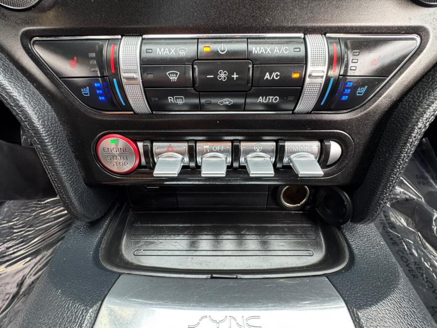 2022 Ford Mustang EcoBoost Premium Convertible photo