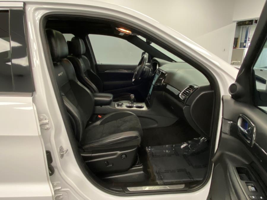2015 Jeep Grand Cherokee 4WD 4dr SRT photo