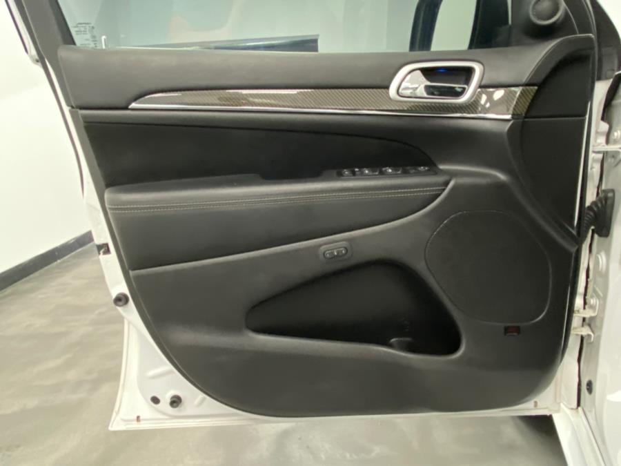 2015 Jeep Grand Cherokee 4WD 4dr SRT photo