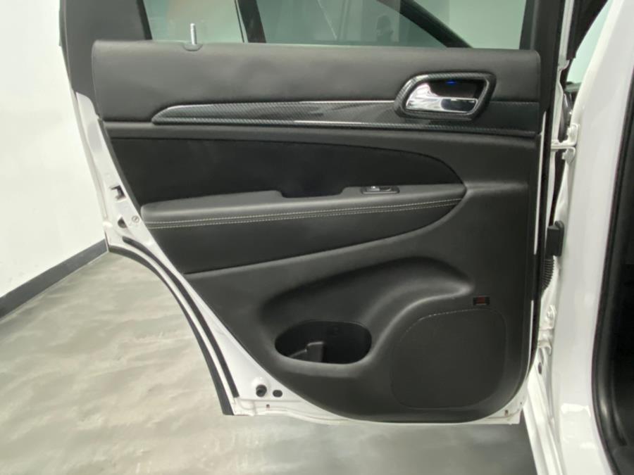 2015 Jeep Grand Cherokee 4WD 4dr SRT photo