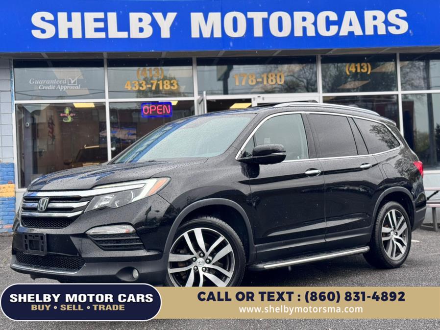 2017 Honda Pilot Touring AWD photo