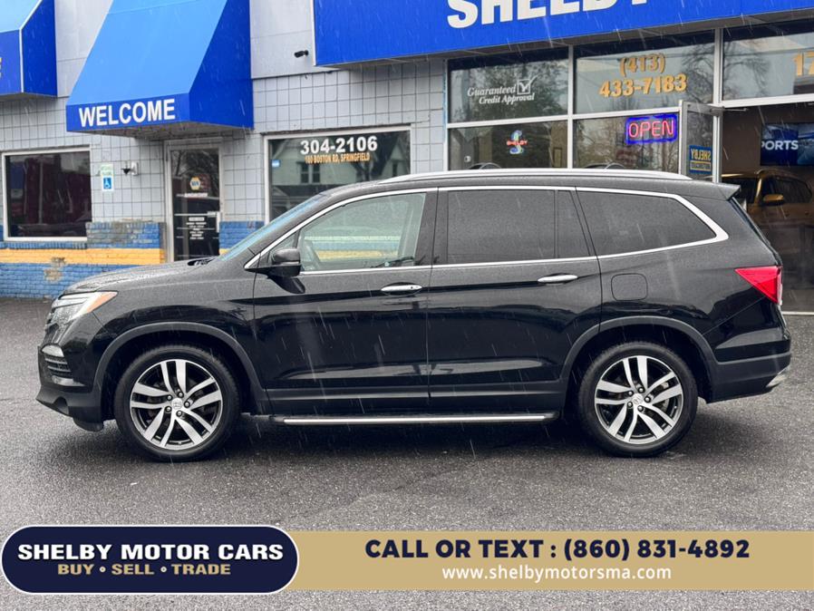 2017 Honda Pilot Touring AWD photo