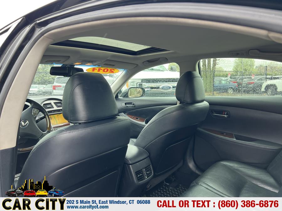 2011 Lexus ES 350 photo