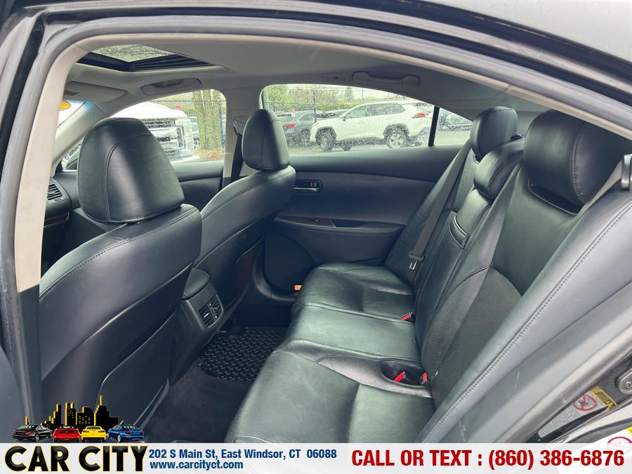 2011 Lexus ES 350 photo