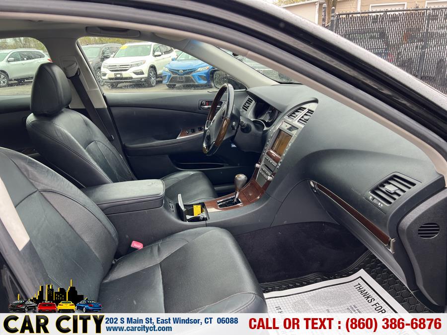 2011 Lexus ES 350 photo