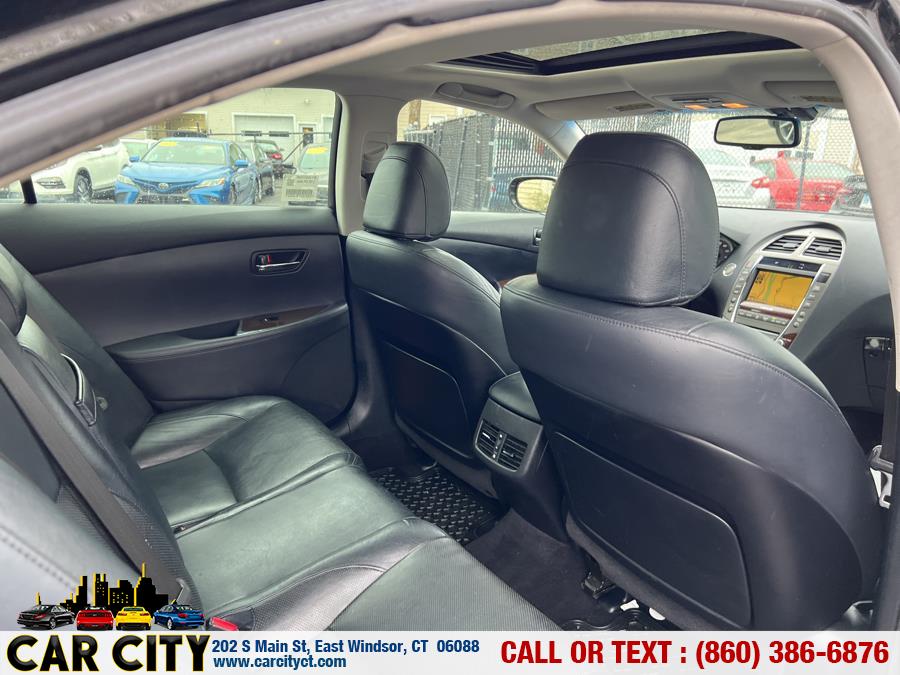 2011 Lexus ES 350 photo