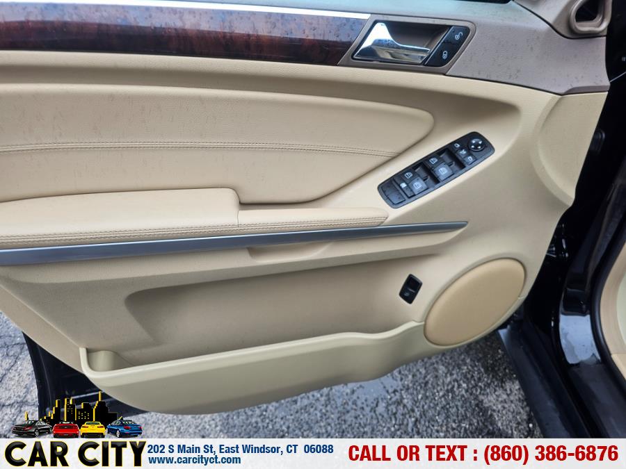 2011 Mercedes-Benz M-Class ML350 4MATIC photo