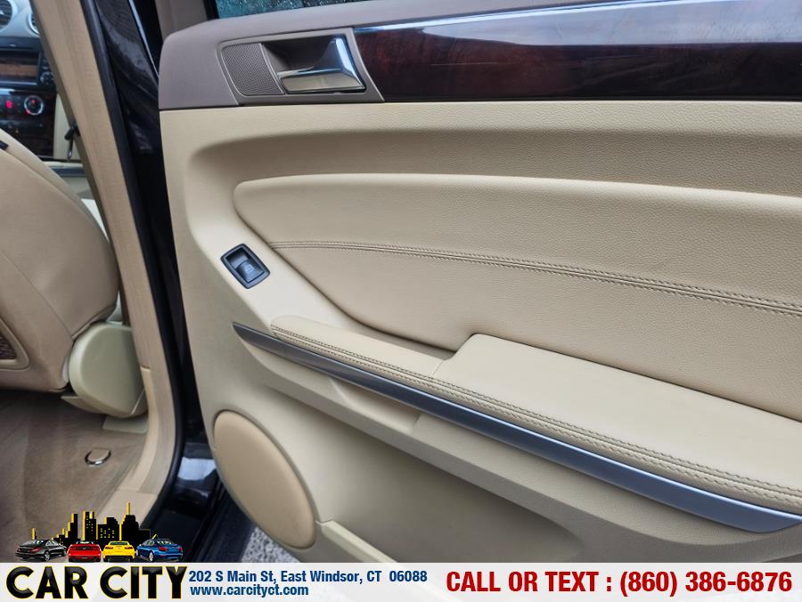 2011 Mercedes-Benz M-Class ML350 4MATIC photo