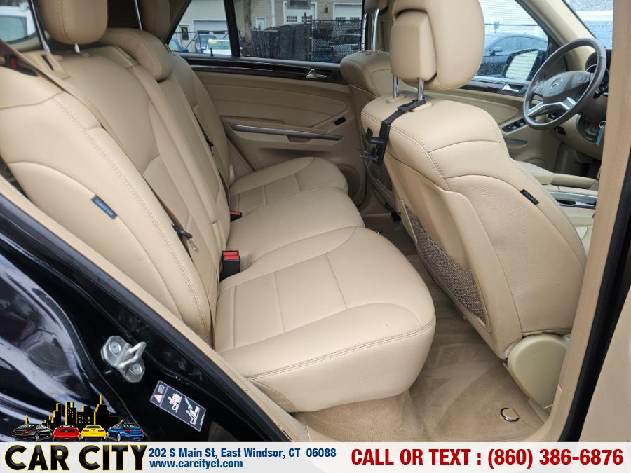 2011 Mercedes-Benz M-Class ML350 4MATIC photo
