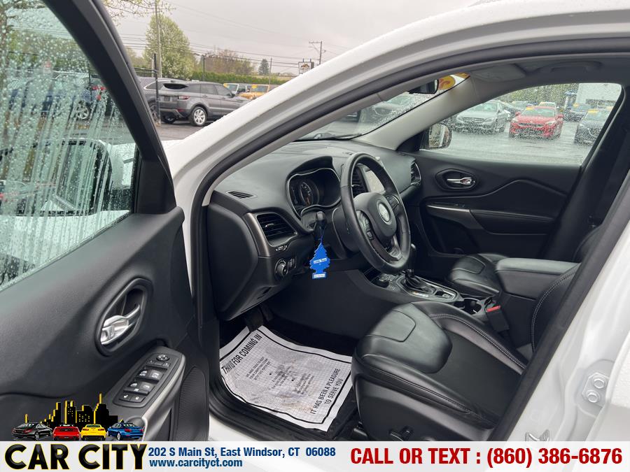 2019 Jeep Cherokee Latitude Plus 4x4 photo