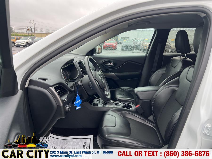 2019 Jeep Cherokee Latitude Plus 4x4 photo