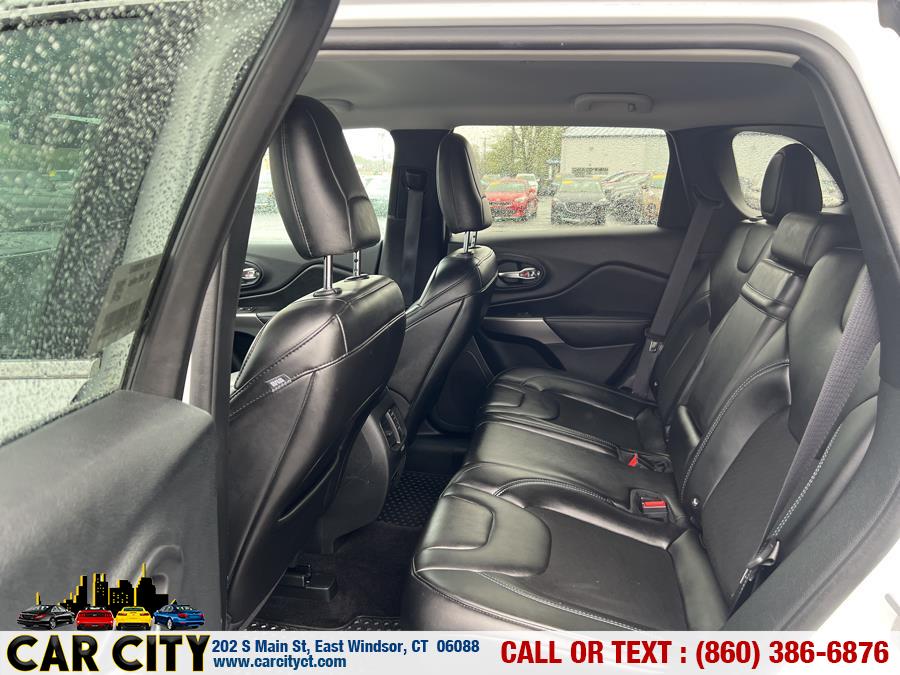 2019 Jeep Cherokee Latitude Plus 4x4 photo