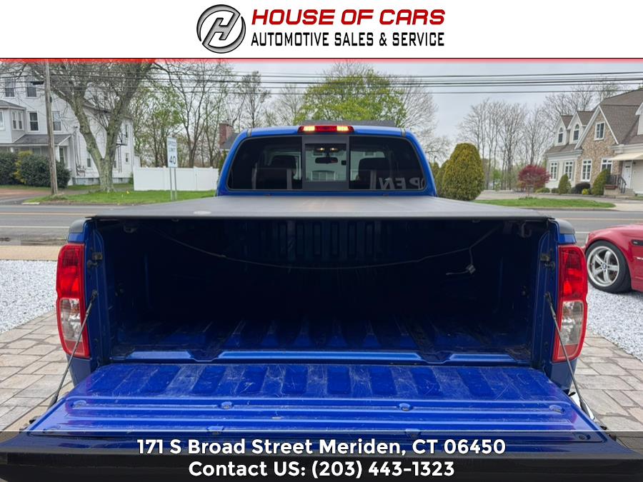 2015 Nissan Frontier 4WD King Cab Manual PRO-4X photo