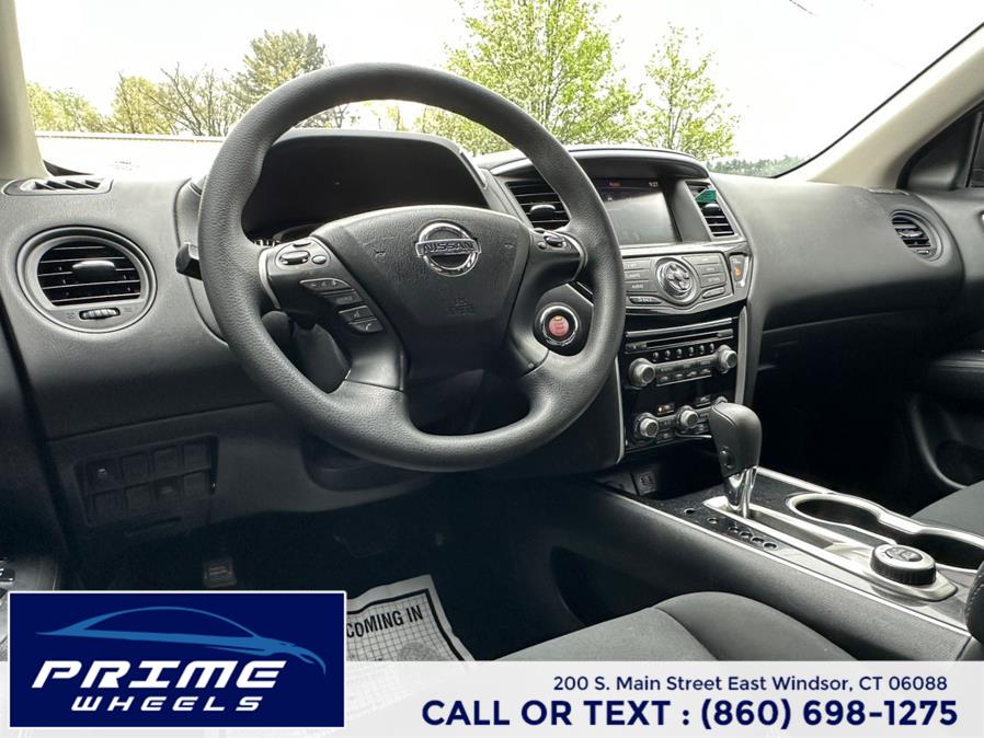 2018 Nissan Pathfinder 4x4 SL photo