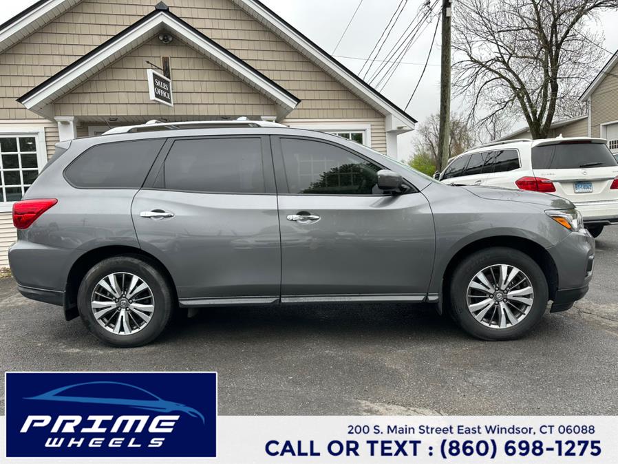 2018 Nissan Pathfinder 4x4 SL photo