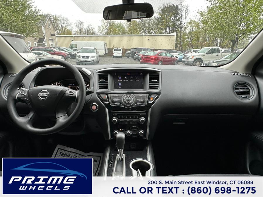 2018 Nissan Pathfinder 4x4 SL photo