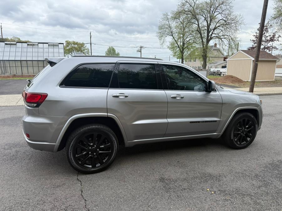 2018 Jeep Grand Cherokee Altitude 4x4 *Ltd Avail* photo