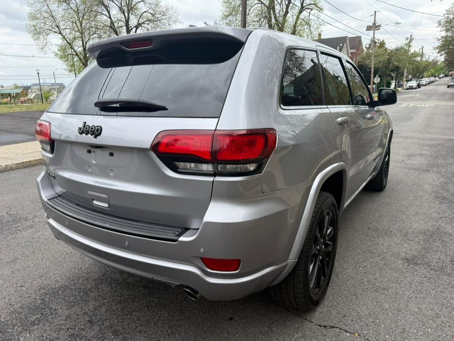 2018 Jeep Grand Cherokee Altitude 4x4 *Ltd Avail* photo