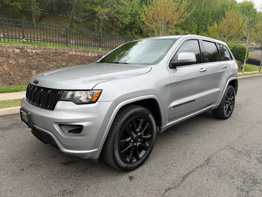 2018 Jeep Grand Cherokee Altitude 4x4 *Ltd Avail* photo
