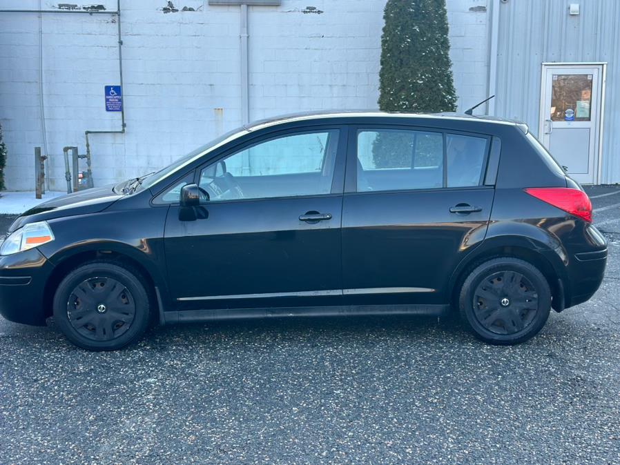2011 Nissan Versa 1.8 S photo