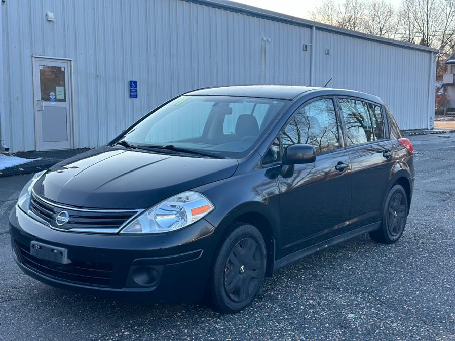 2011 Nissan Versa 1.8 S photo