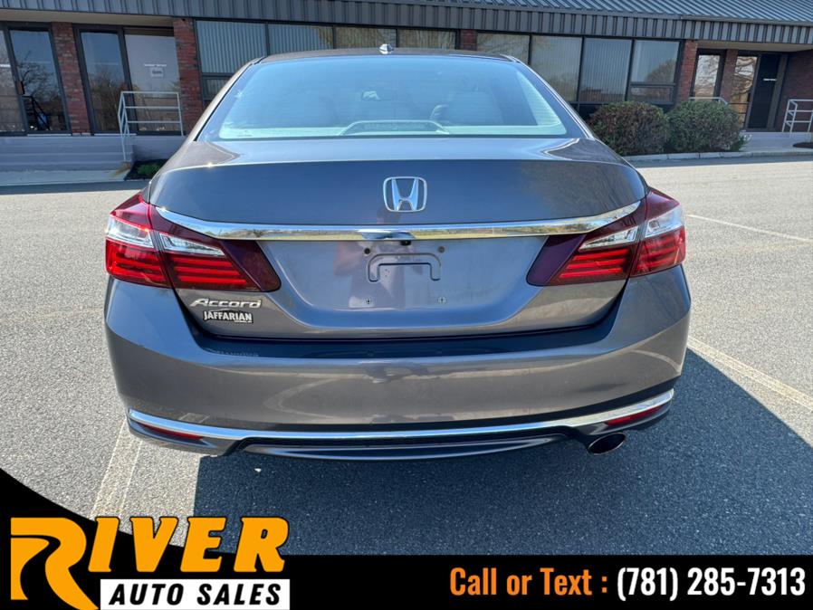 2017 Honda ACCORD SEDAN EX-L CVT photo