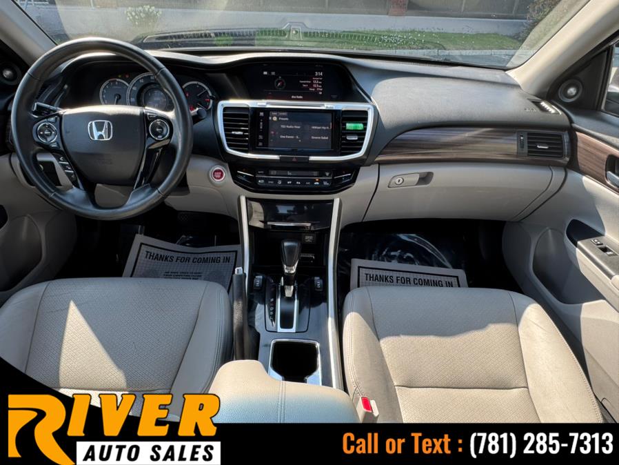 2017 Honda ACCORD SEDAN EX-L CVT photo